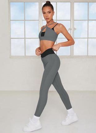 Женский фитнес комплект топ и легинсы серый  фитнес костюм размеры s и м5 фото