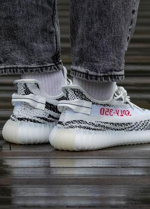 Женские кроссовки 
adidas yeezy boost 35010 фото