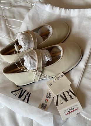 Туфлі zara