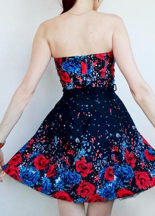 Платье с цветоч принтом красн сини цвет чёрн подюбник притал4 фото