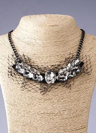 Колье с кристаллами