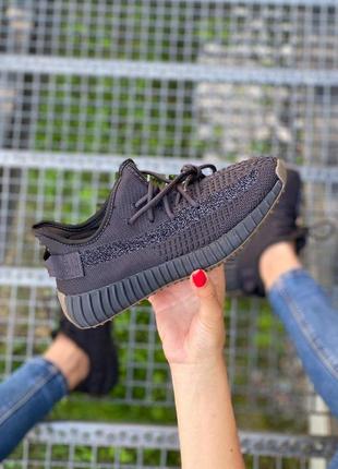 Жіночі кросівки adidas yeezy boost