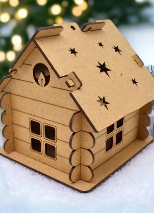 Дерев'яна коробка будиночок 16 см подарункова скринька для цукерок новорічного подарунка дім з дерева мдф6 фото