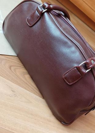 Дуже класна сумка, колір коричневий бургунд10 фото
