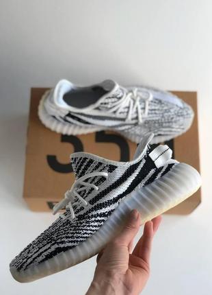 Женские кроссовки 
adidas yeezy boost 3508 фото