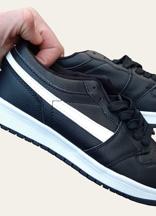 Кеды кроссовки в стиле nike