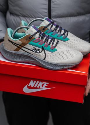 Чоловічі кросівки бежеві nike zoom pegasus 382 фото