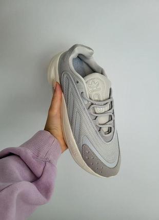 Женские кроссовки adidas ozelia5 фото