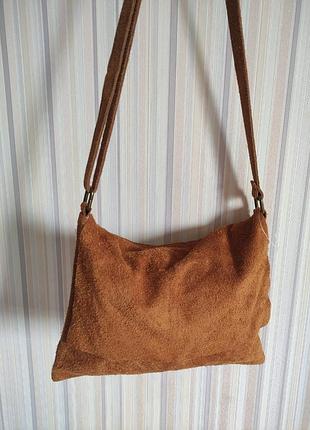 Женская  замшевая сумка кросс боди  genuine leather, made in italy.