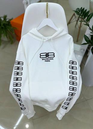 Спортивний костюм в стилі balenciaga