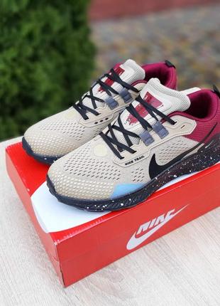 Жіночі кросівки nike pegasus trail бежеві з бордовим знижка sale | smb