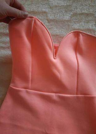 Сукня бюстьє плаття по фігурі, світлого кольору персикове.1 фото