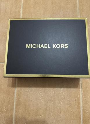 Подарункова коробка michael kors, майкл корс оригінал2 фото