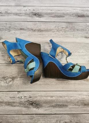 Босоніжки для дівчини