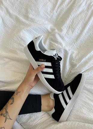 Жіночі замшеві кросівки adidas gazelle black/white адідас газелі5 фото