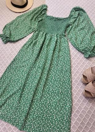 Зеленое натуральное миди платье с объёмным рукавом6 фото