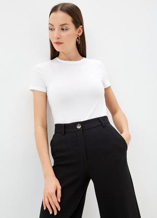 Білосніжна базова бавоняна футболка від marks & spencer