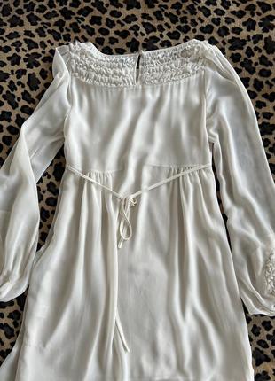 Біле плаття warehouse