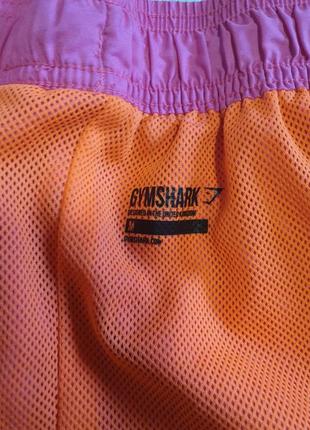 Яркие короткие спортивные шорты gymshark8 фото