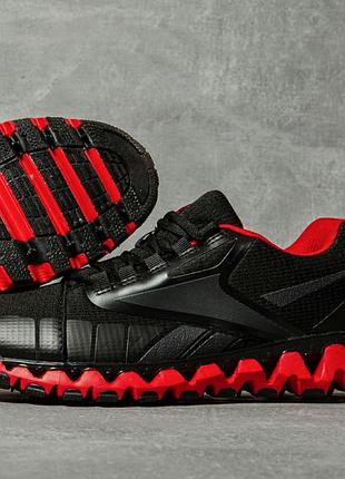 Новые стильные фирменные летние кроссовки мужские  reebok zigwild tr