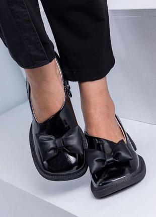 Круті шкіряні черевички