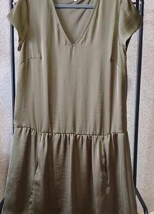 Атласное платье