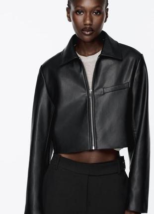 Коротка куртка zara