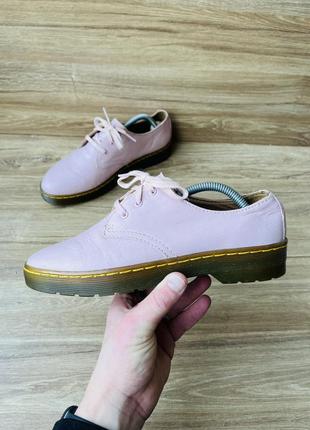 Туфлі dr. martens