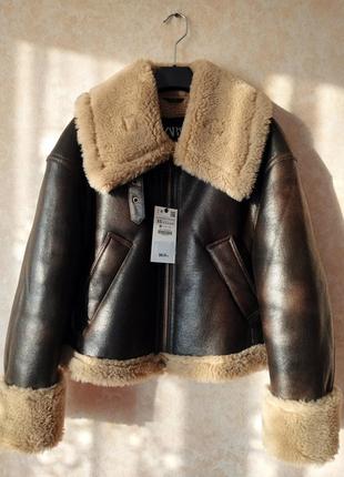 Дубленка женская zara коричневая с мехом оверсайз весенняя зимняя новая черная меховая куртка4 фото