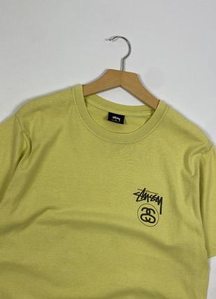 Оригінальна чоловіча вінтажна футболка stussy yellow big logo cotton t-shirt size m3 фото