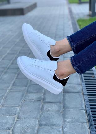 Alexander mcqueen black white 🆕 жіночі кросівки маквин 🆕 білі/чорні3 фото