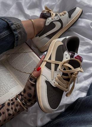 Жіночі кросівки nike air jordan 1 low og ‘reverse mocha' travis scott