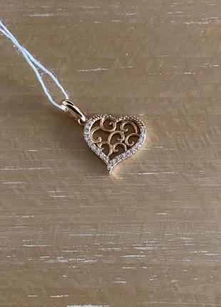 Золотая подвеска сердечко