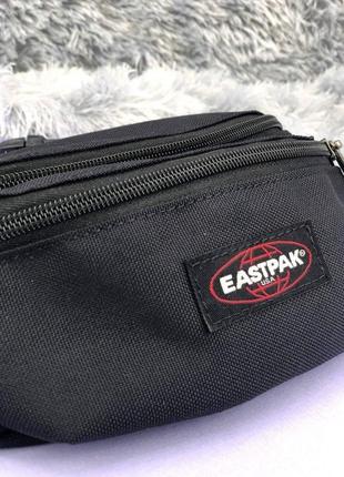 Поясная сумка eastpak doggy bag black6 фото