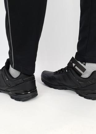 Кроссовки мужские кожаные черные adidas terrex 23. мужская обувь осень-весна адидас терекс. кроссовки на осень6 фото
