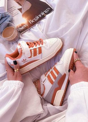 Adidas forum low orange кросівки білі оранжеві шкіряні форуми адідас на липучці9 фото