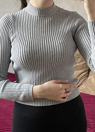 Жіночий светр1 фото