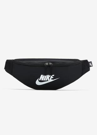 Сумка на пояс nike heritage (db0490-010) one size черный