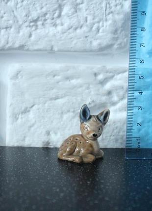 Порцеляновий олень.