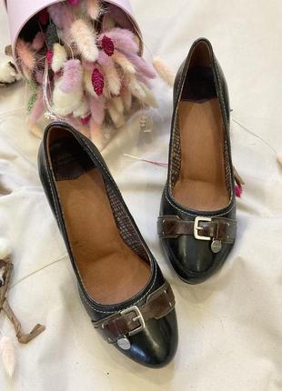 Німеччина шкіряні туфлі mexx в стилі zara clarks5 фото