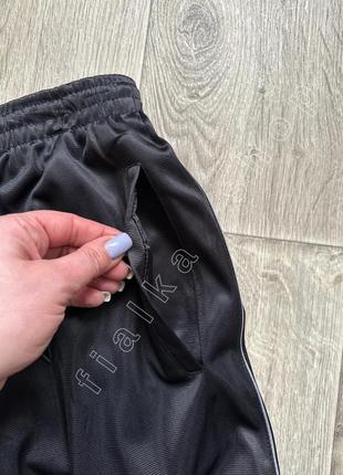 Тонкі спортивні штани еластік дешеві еластичні спортивні брюки