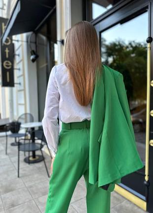Яркий,стильный костюм базовый  тройка,пиджак,брюки,рубашка розовый,зеленый,42-44;44-469 фото