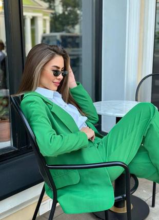 Яркий,стильный костюм базовый  тройка,пиджак,брюки,рубашка розовый,зеленый,42-44;44-464 фото