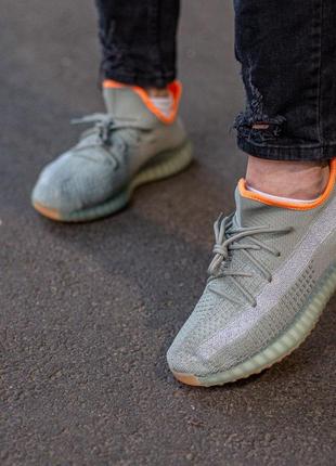 Жіночі кросівки adidas yeezy boost 350 v2 desert sage4 фото