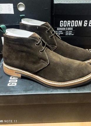 Трендові універсальні  замшеві черевики успішного німецького бренду gordon & bros.