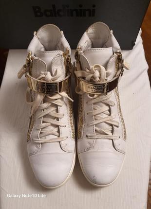 Baldinini trend. оригинал! италия женские белые полностью кожаные ботинки3 фото