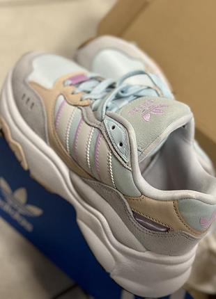 Кросівки adidas