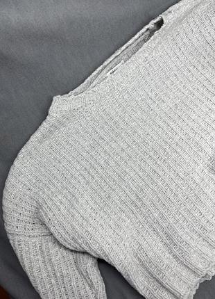 Крутий мʼякенький светр вільного крою6 фото