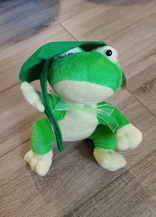 М'яка іграшка жаба
