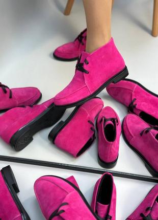 Яскраві рожеві малинові фуксія замшеві черевики класичні5 фото